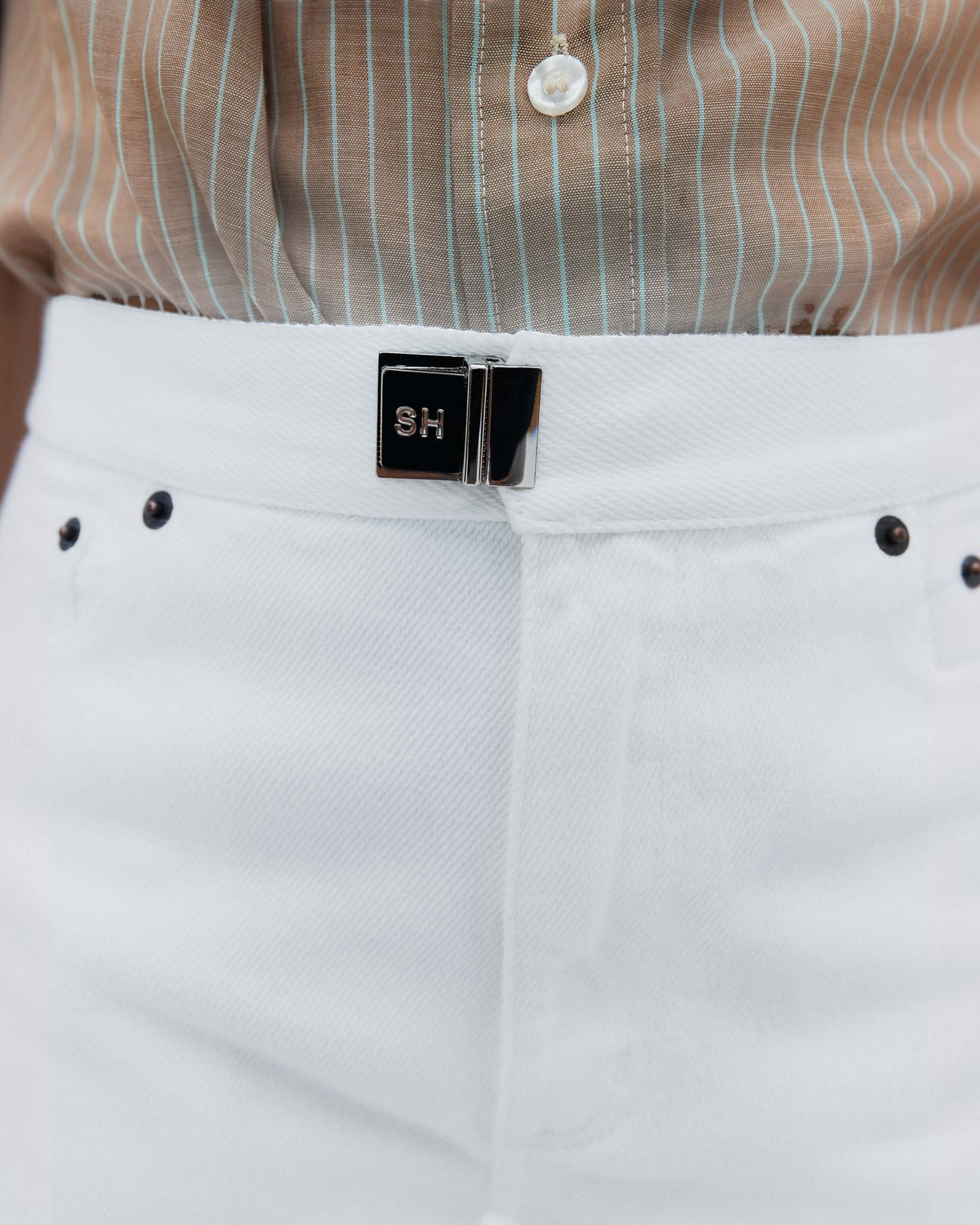 Buckle Jean in Milk