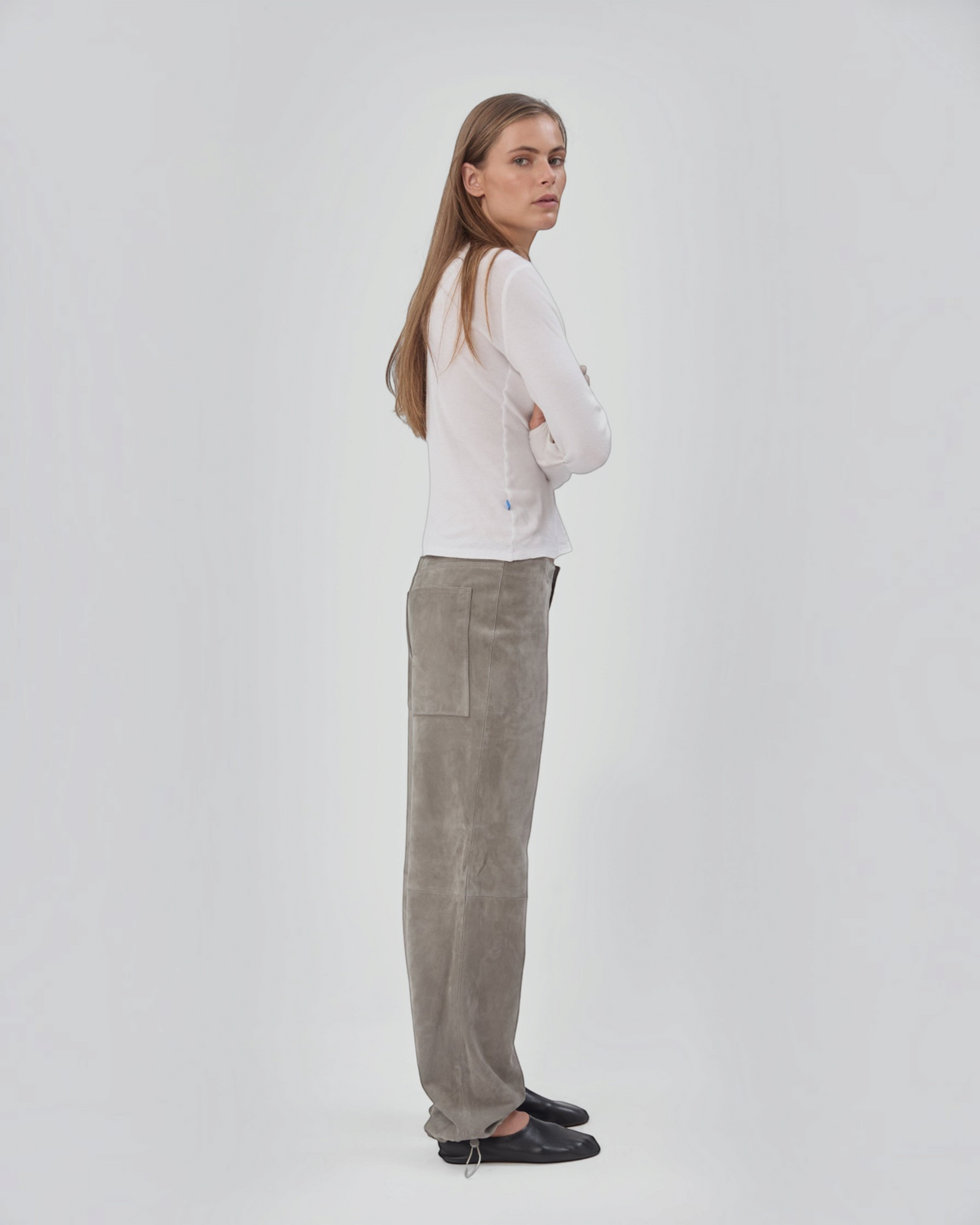 Sport Jean in Smoke Suede