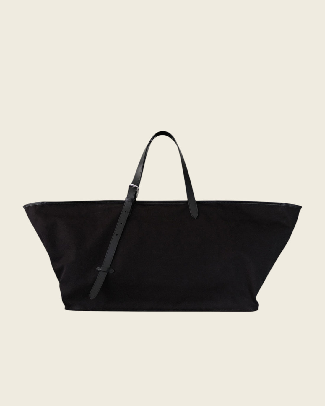 Leonora Weekend Canvas Carryall