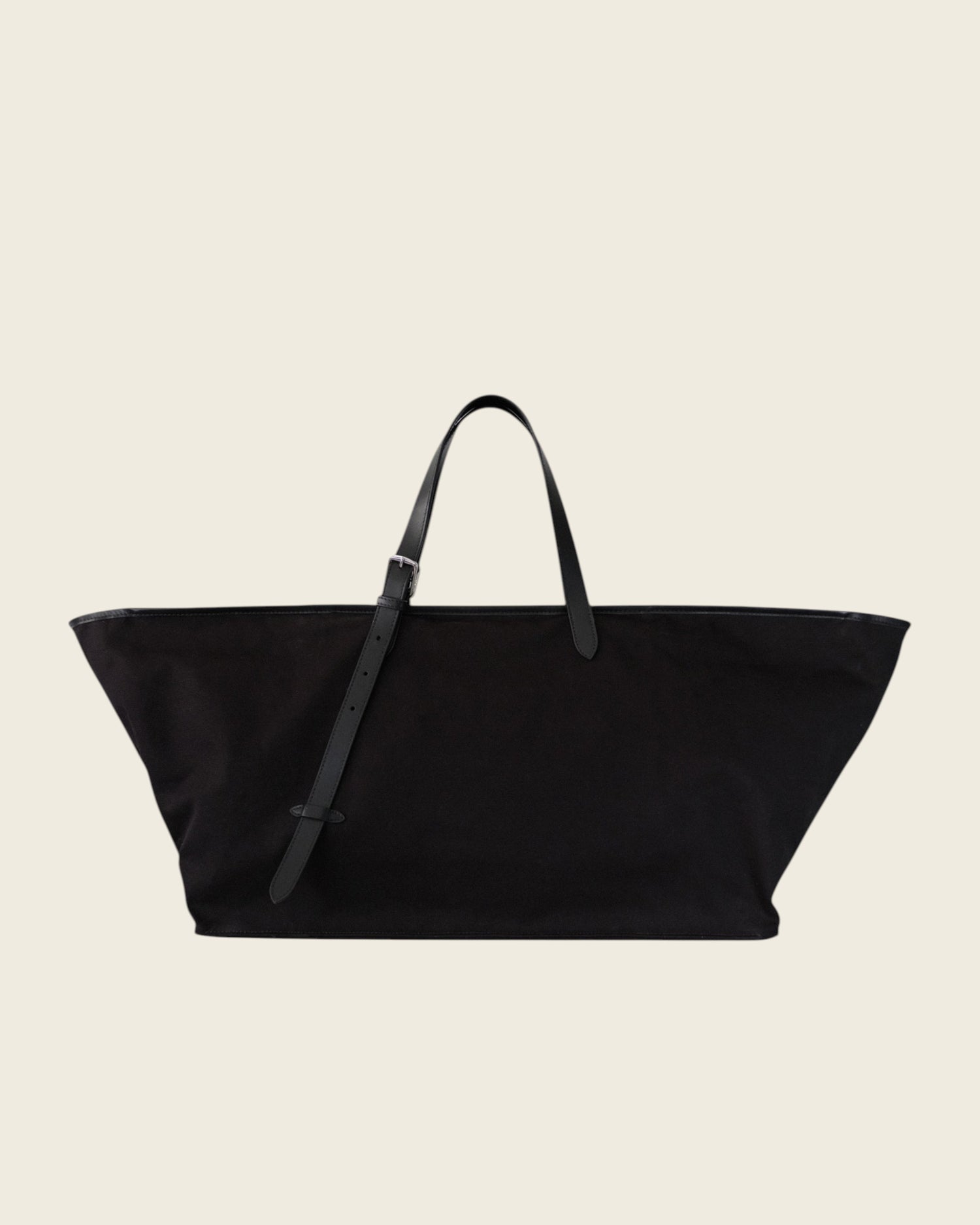 Leonora Weekend Canvas Carryall