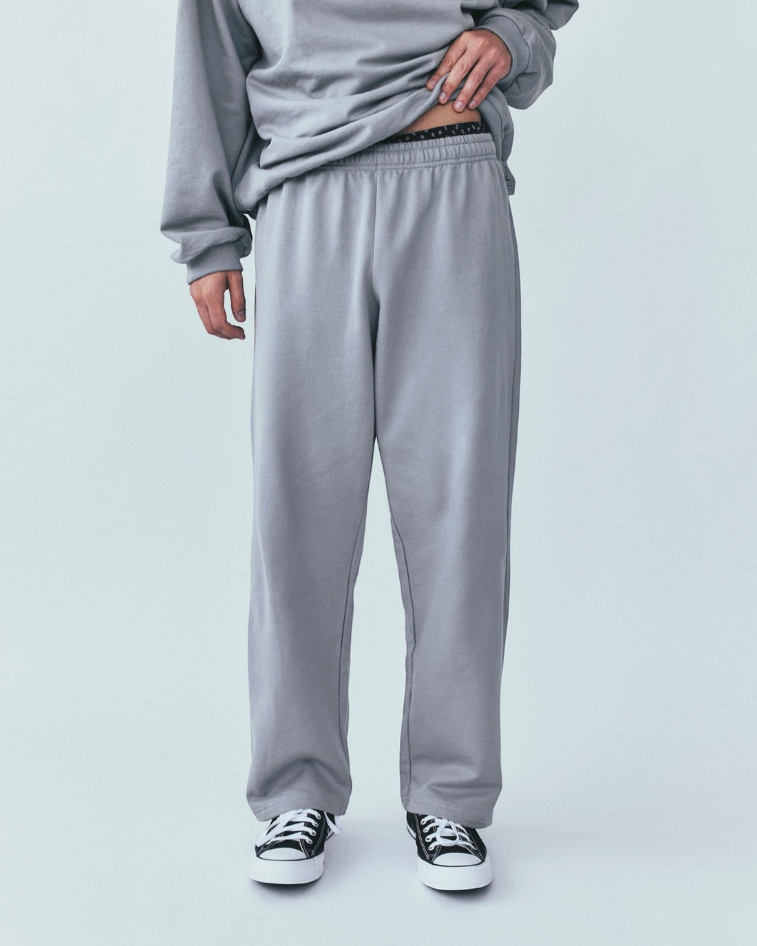 Weldun grey organic cotton sweatpants with a relaxed straight leg fit and comfortable elastic waistband