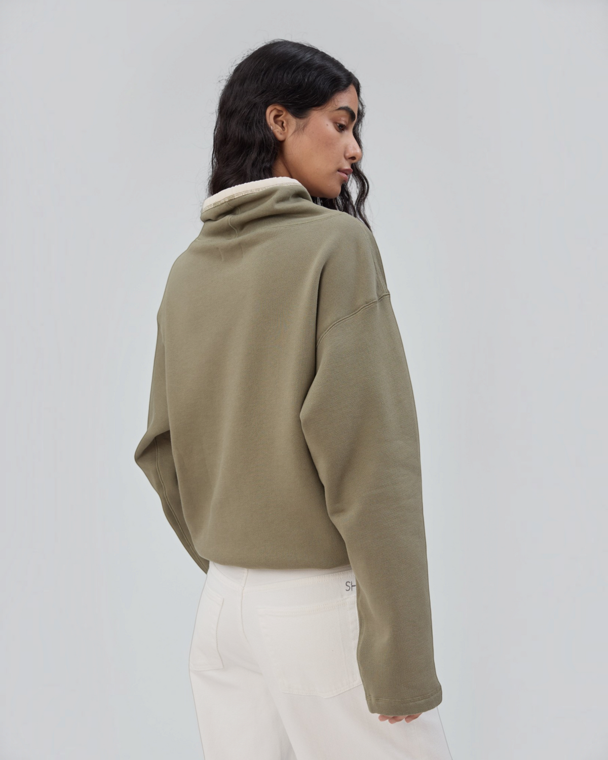 Rec Pullover in Army Green