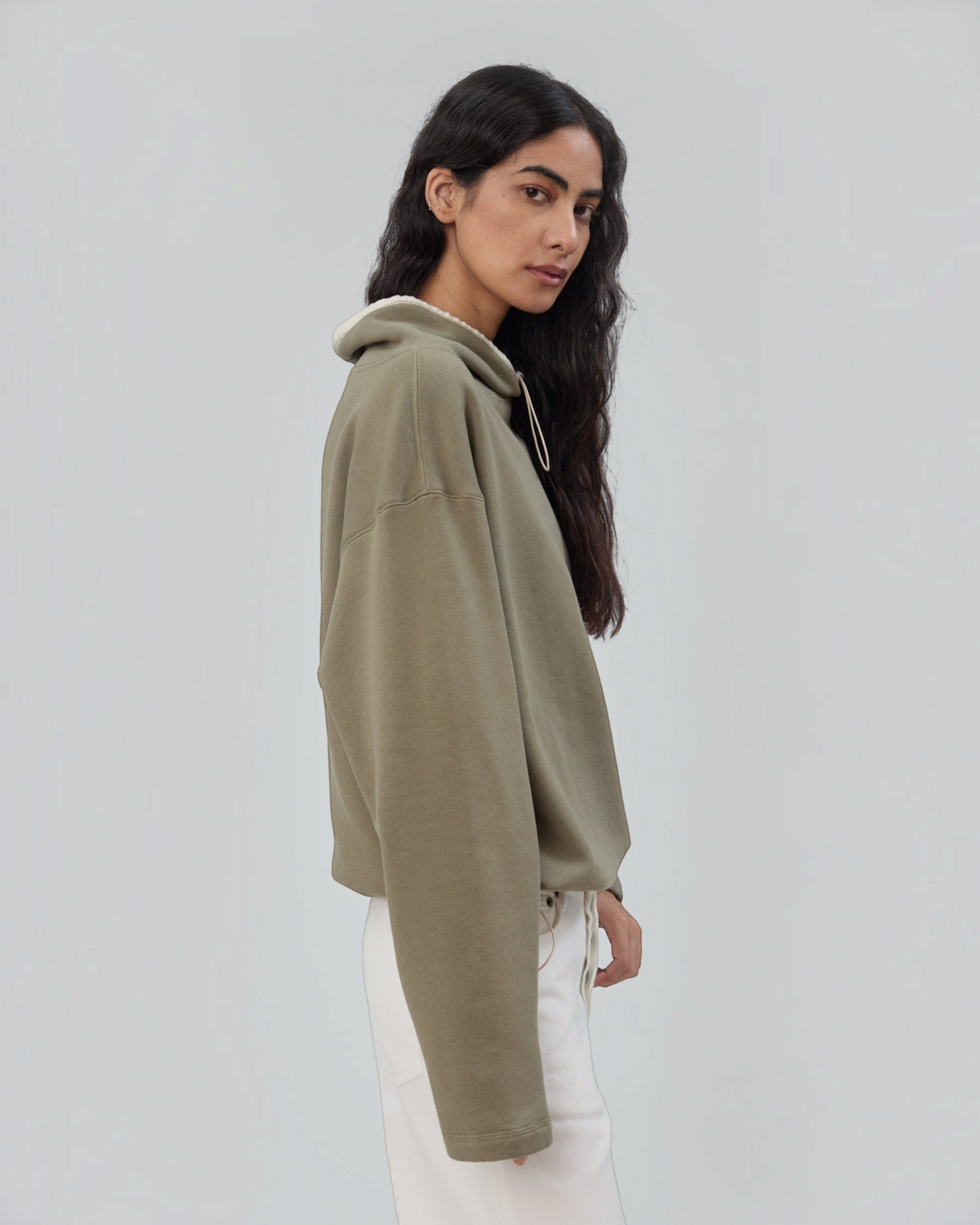 Rec Pullover in Army Green