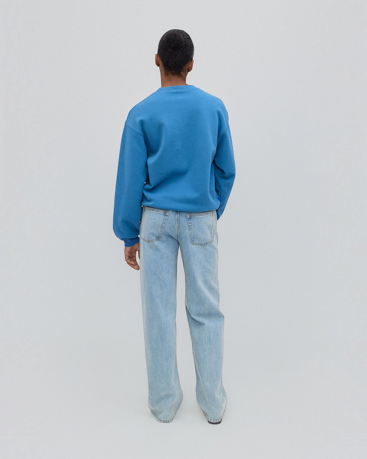 The Sweatshirt in Lake